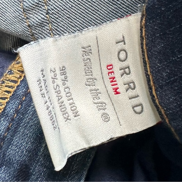 TORRID Ripped Boyfriend Jeans - Picture 6 of 6